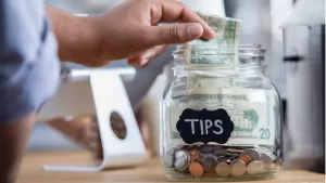 Tipping in Vietnam Guide